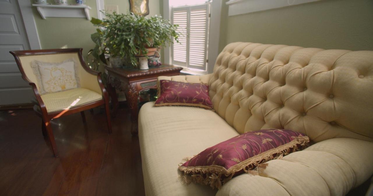 Granbury Gardens Bed And Breakfast Экстерьер фото